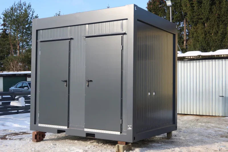 DOPPELTER SANITÄRCONTAINER MIT ABWASSERTANK